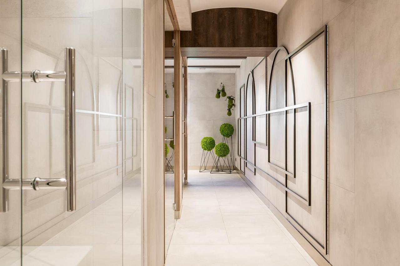Nosalowy Park Hotel & Spa ザコパネ エクステリア 写真 The interior of the building